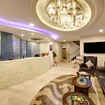 Stay At Good Times Near Karol Bagh Metro